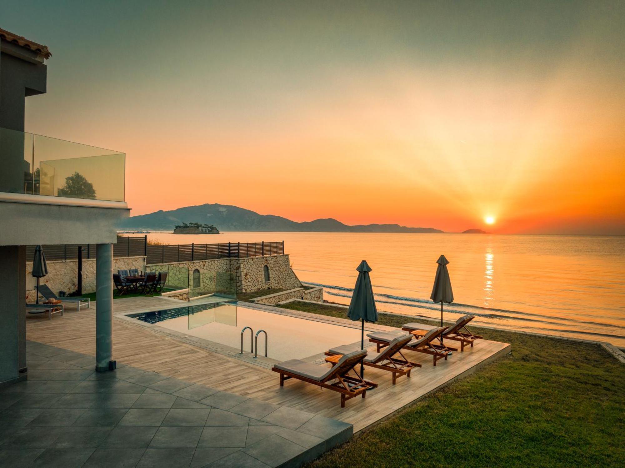 Violet Beach Front Private Villa Laganas Bagian luar foto