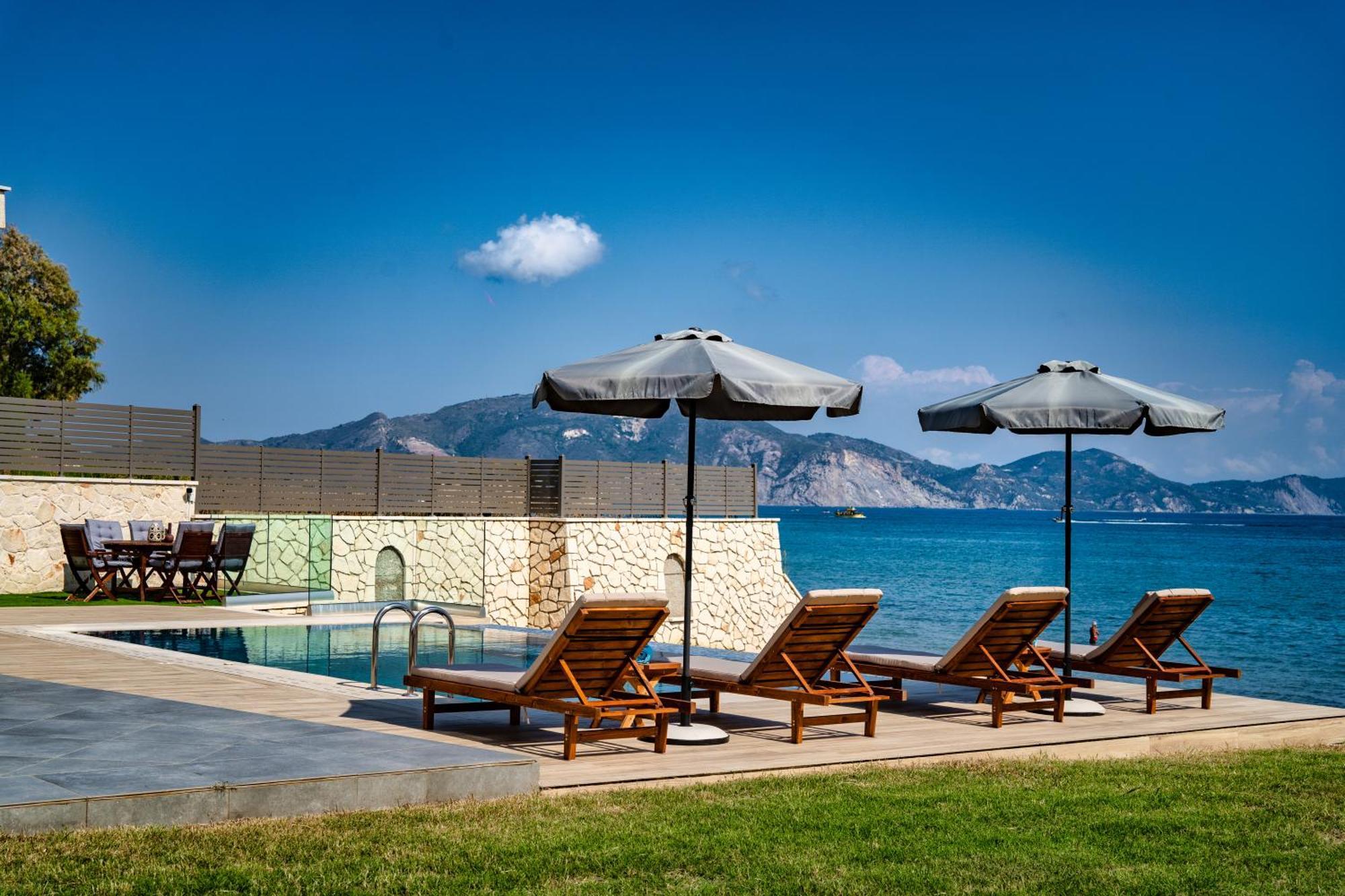 Violet Beach Front Private Villa Laganas Bagian luar foto
