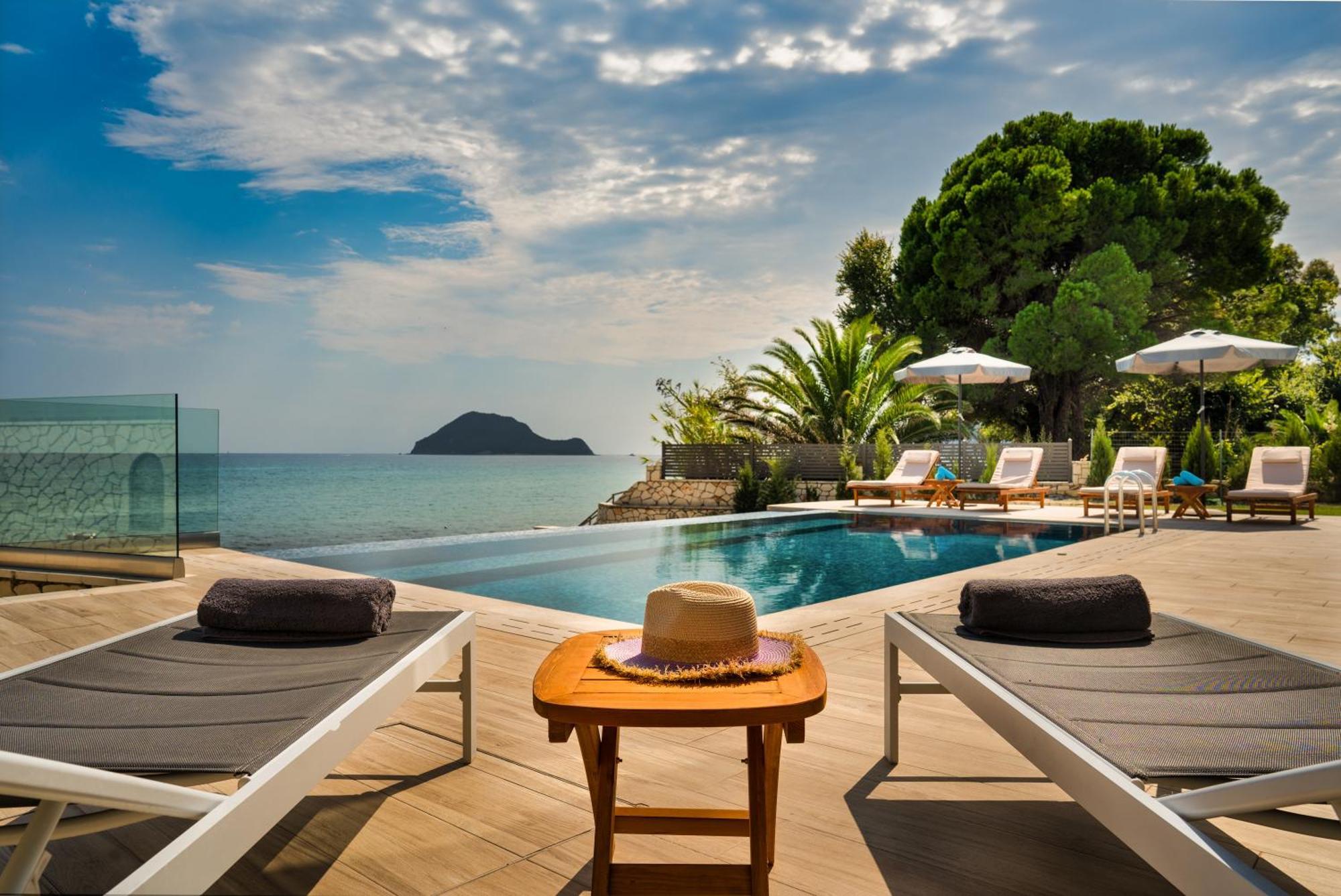 Violet Beach Front Private Villa Laganas Bagian luar foto