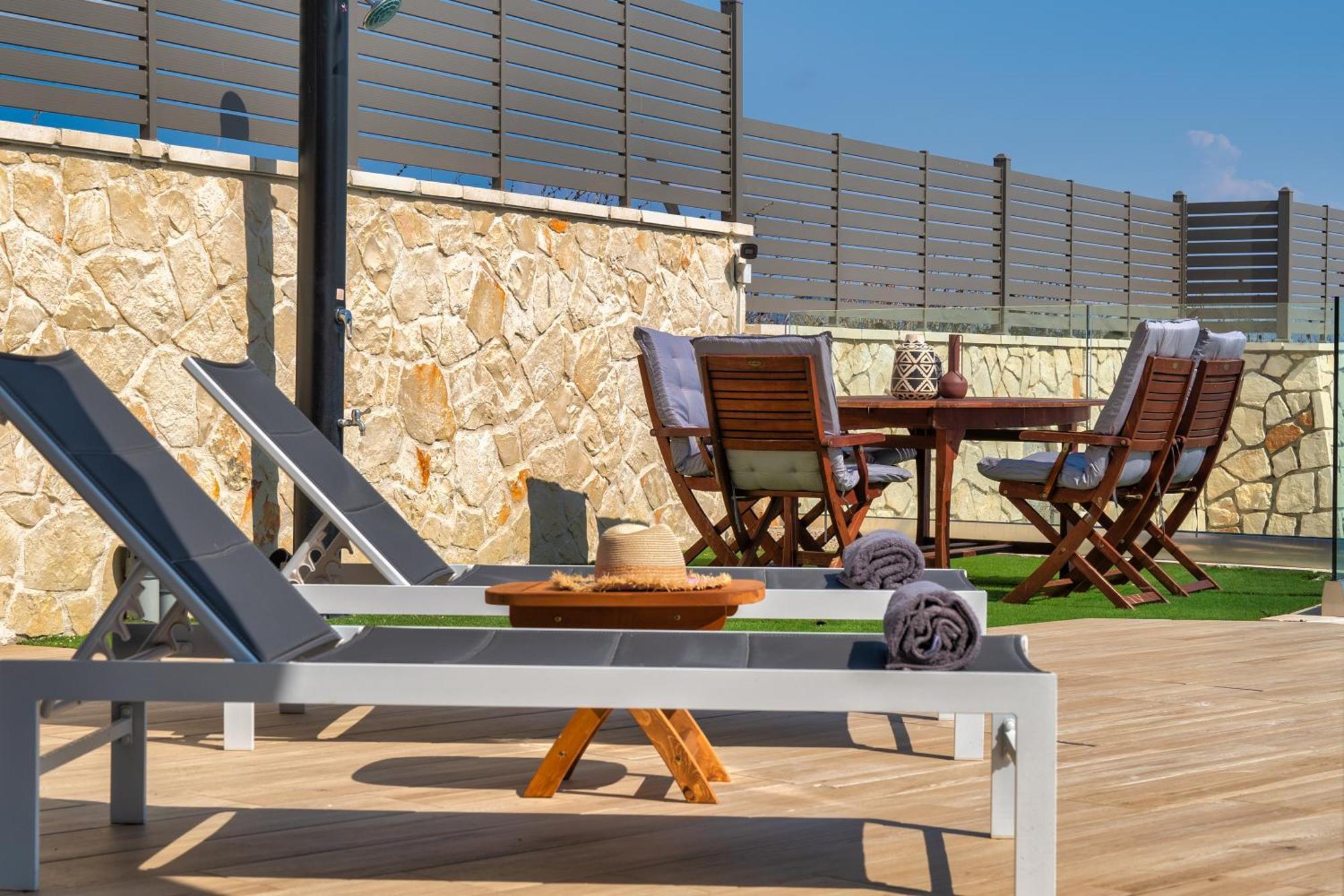 Violet Beach Front Private Villa Laganas Bagian luar foto