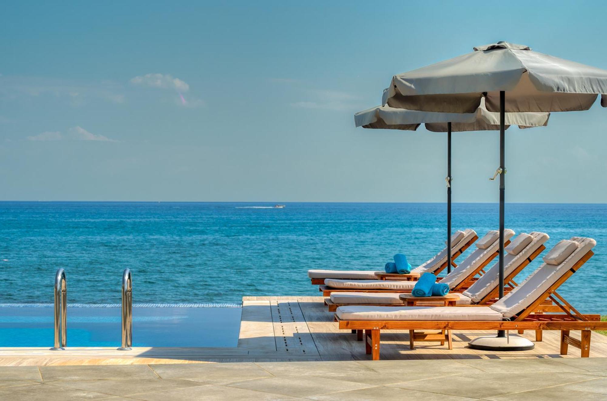Violet Beach Front Private Villa Laganas Bagian luar foto