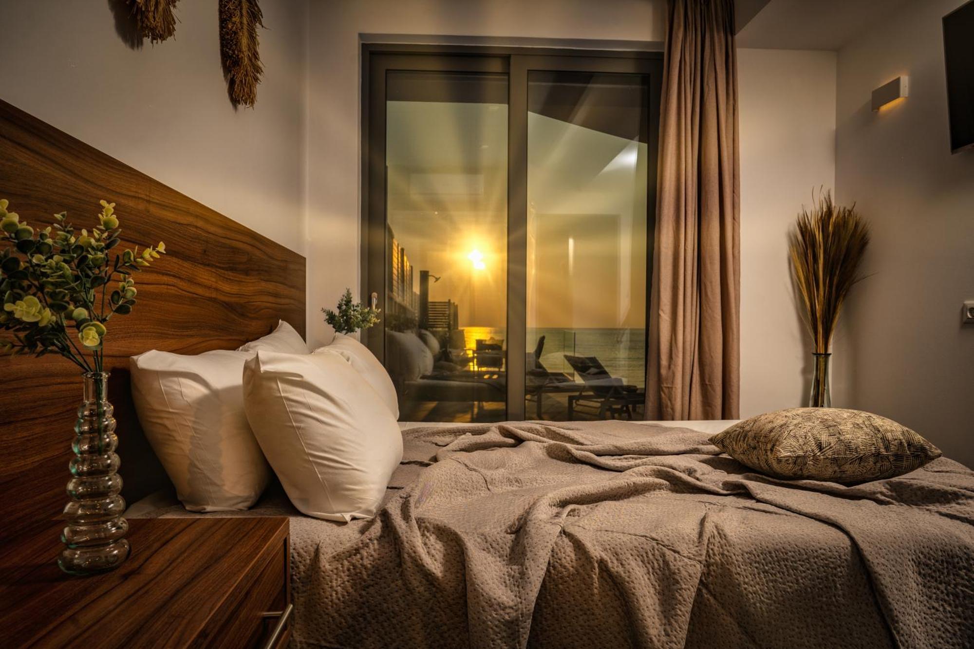 Violet Beach Front Private Villa Laganas Bagian luar foto