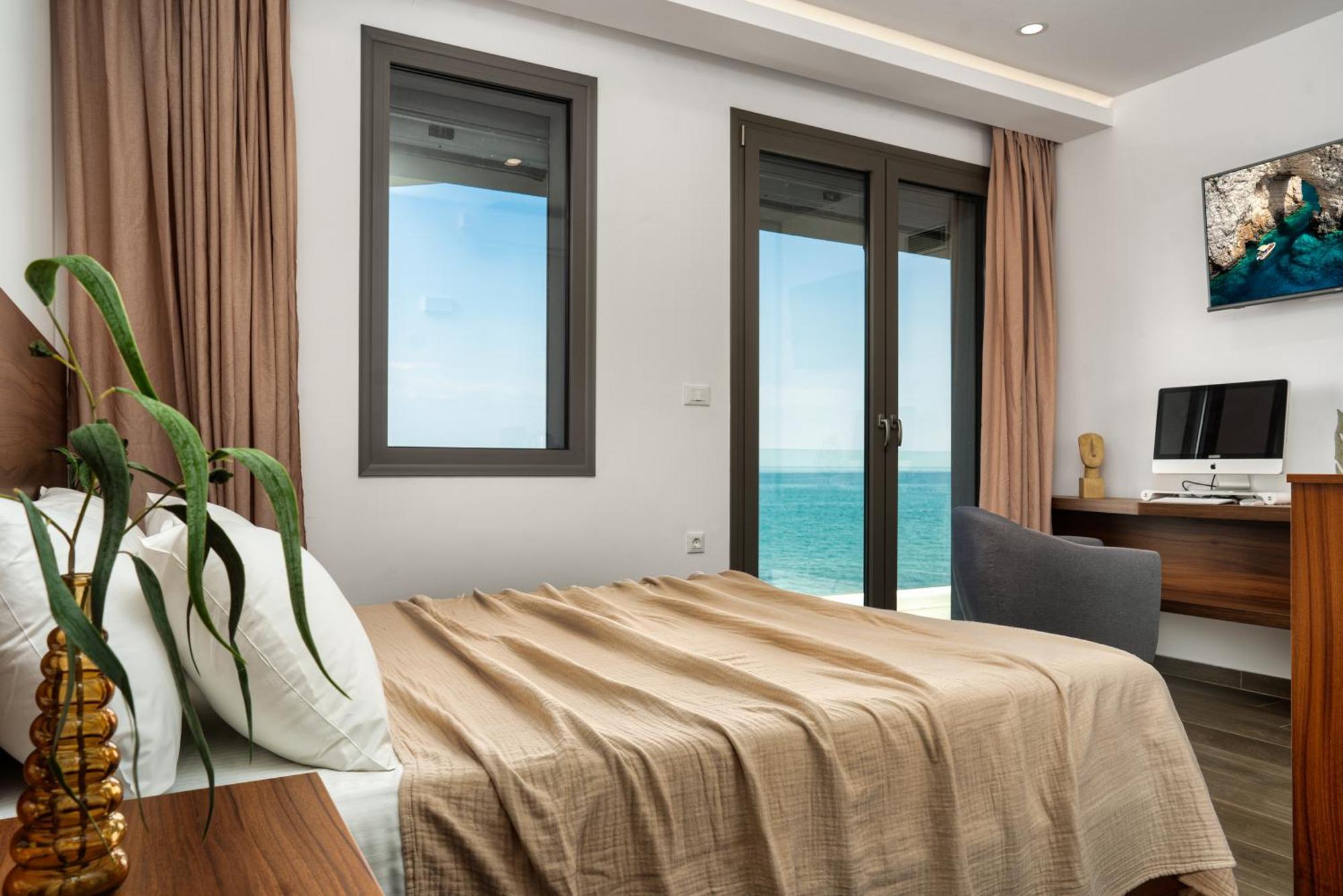 Violet Beach Front Private Villa Laganas Bagian luar foto